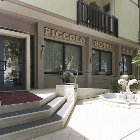 Piccolo Hotel Cesena Bagian luar foto